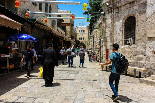 Jerusalém Israel Maio 2018 Vista Pessoas Desconhecidas Andando Rua David — Fotografia de Stock