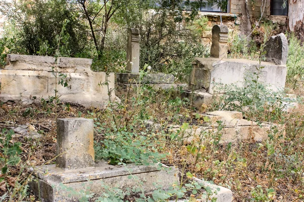 Иерусалим Израиль Май 2018 Вид Старое Заброшенное Арабское Кладбище Центре — стоковое фото