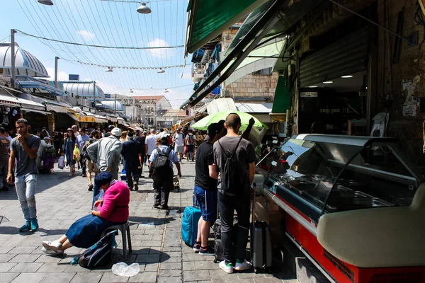 Jerusalem Israel June 2018 View Unknowns People Walking Shopping Mahane — Stock Photo, Image