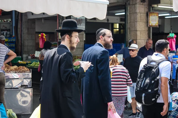 Jerusalén Israel Junio 2018 Vista Gente Desconocida Caminando Comprando Mercado —  Fotos de Stock