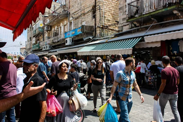 Jerusalém Israel Junho 2018 Vista Pessoas Desconhecidas Andando Fazendo Compras — Fotografia de Stock