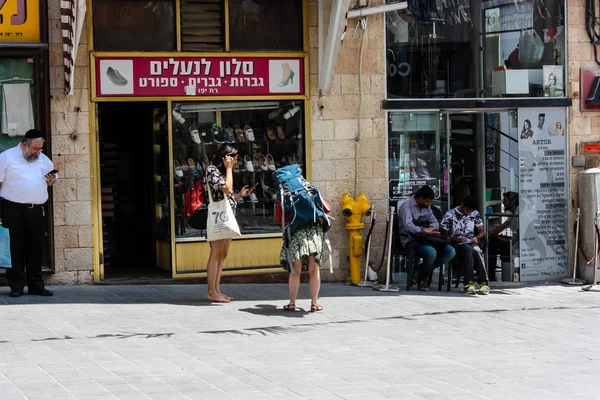 Jerusalem Israel June 2018 View Unknowns People Walking Jaffa Street — Stock Photo, Image