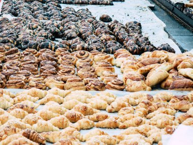 Kudüs İsrail 12 Haziran 2018 görünümünü çeşitli hamur işleri sabah Kudüs'te piyasada satılan