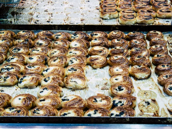 Иерусалим Израиль Июнь 2018 Вид Различные Пирожные Продаваемые Рынке Иерусалиме — стоковое фото