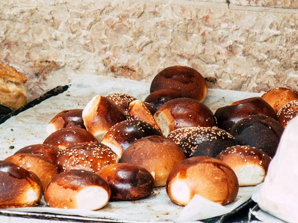 Kudüs Srail Haziran 2018 Çeşitli Ekmekler Görünümünü Sabah Kudüs Piyasada — Stok fotoğraf