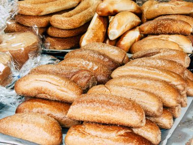 Kudüs İsrail 12 Haziran 2018 çeşitli ekmekler görünümünü sabah Kudüs'te piyasada satılan