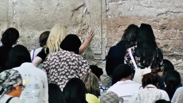Єрусалим Червня 2018 Переглянути Невідомих Жінок Молитися Фронту Старе Місто — стокове відео