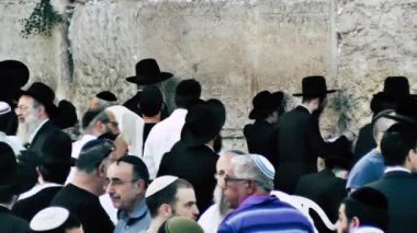 Kudüs İsrail 18 Haziran 2018 görüntülemek bilinmeyenli insanlar dua eden önü Kudüs'ün eski şehri Western duvara sabah