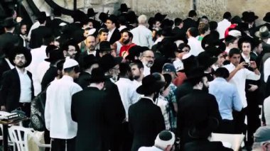 Kudüs İsrail 18 Haziran 2018 görüntülemek bilinmeyenli insanlar dua eden önü Kudüs'ün eski şehri Western duvara sabah