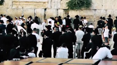 Kudüs İsrail 18 Haziran 2018 görüntülemek bilinmeyenli insanlar dua eden önü Kudüs'ün eski şehri Western duvara sabah