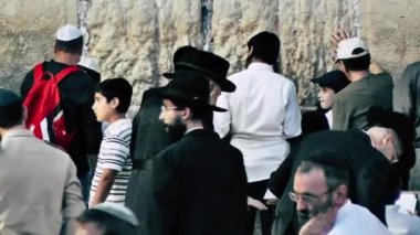 Kudüs İsrail 18 Haziran 2018 görüntülemek bilinmeyenli insanlar dua eden önü Kudüs'ün eski şehri Western duvara sabah