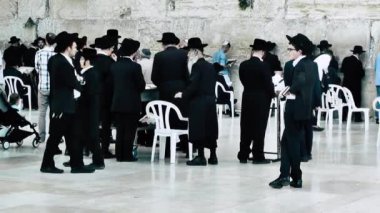 Kudüs İsrail 18 Haziran 2018 görüntülemek bilinmeyenli insanlar dua eden önü Kudüs'ün eski şehri Western duvara sabah