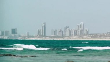 Palmachim plaj Rishon Lezion İsrail'in Tel Aviv görünümü  