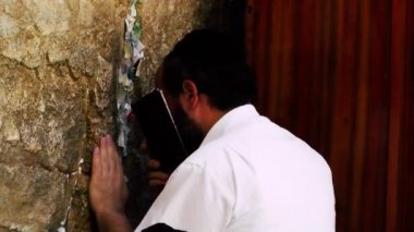 Kudüs İsrail 18 Haziran 2018 görüntülemek bilinmeyenli insanlar dua eden önü Kudüs'ün eski şehri Western duvara sabah