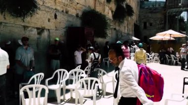 Kudüs İsrail 18 Haziran 2018 görüntülemek bilinmeyenli insanlar dua eden önü Kudüs'ün eski şehri Western duvara sabah