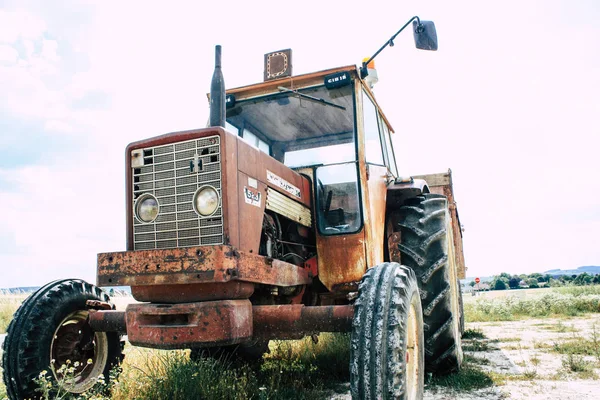 Bezannes Francia Julio 2018 Vista Tractor Trabajando Campo Área Champagne — Foto de Stock