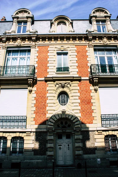 ランス フランス 2018 日午前中にランスの街 Rue Buirette 通りの建物の表示 — ストック写真