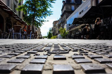 Reims Fransa 02 Temmuz 2018 yer d'Erlon de Reims ilçesinde sabah binalarda görünümünü