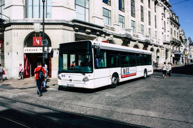 Reims Fransa 02 Temmuz 2018 toplu taşıma otobüs Fransa Reims şehir sabah görünümünü