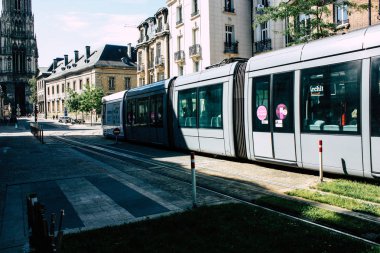 Reims Fransa 02 Temmuz 2018 tramvay ve tramvay Fransa Reims şehir sabah görünümü