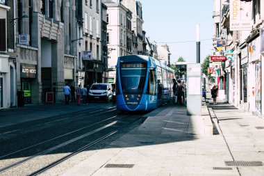 Reims Fransa 02 Temmuz 2018 tramvay ve tramvay Fransa Reims şehir sabah görünümü