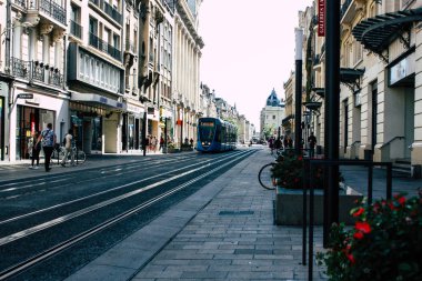 Reims Fransa 02 Temmuz 2018 tramvay ve tramvay Fransa Reims şehir sabah görünümü