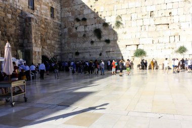 Kudüs İsrail 20 Haziran 2018 görüntülemek bilinmeyenli insanlar dua eden önü Western Wall Eski Kudüs şehri akşam
