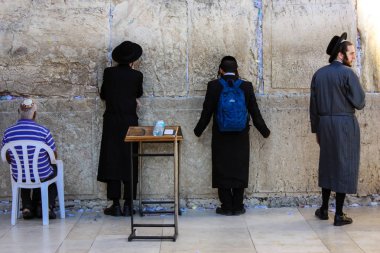 Kudüs İsrail 20 Haziran 2018 görüntülemek bilinmeyenli insanlar dua eden önü Western Wall Eski Kudüs şehri akşam
