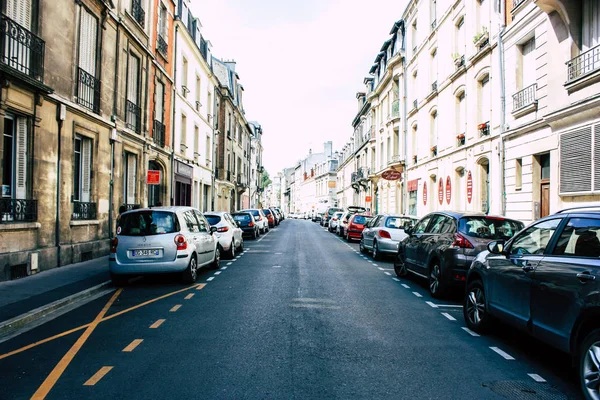 Reims Fransa 02 Temmuz 2018 Rue Des Poissonniers sokakta Reims şehir sabah binaların görünümü