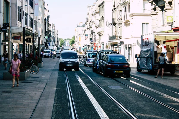 Reims Fransa 02 Temmuz 2018 görünümünü sabah Reims Fransa kentinde tramvay