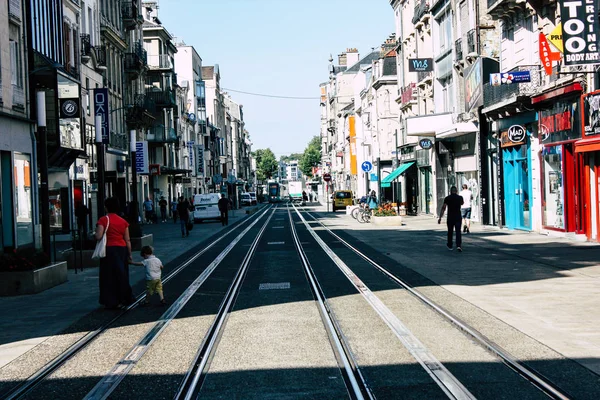 Reims Fransa 02 Temmuz 2018 görünümünü sabah Reims Fransa kentinde tramvay