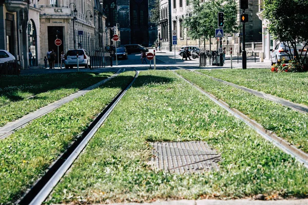 Reims Fransa 02 Temmuz 2018 görünümünü sabah Reims Fransa kentinde tramvay