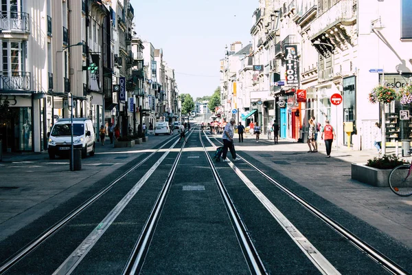 Reims Fransa 02 Temmuz 2018 görünümünü sabah Reims Fransa kentinde tramvay