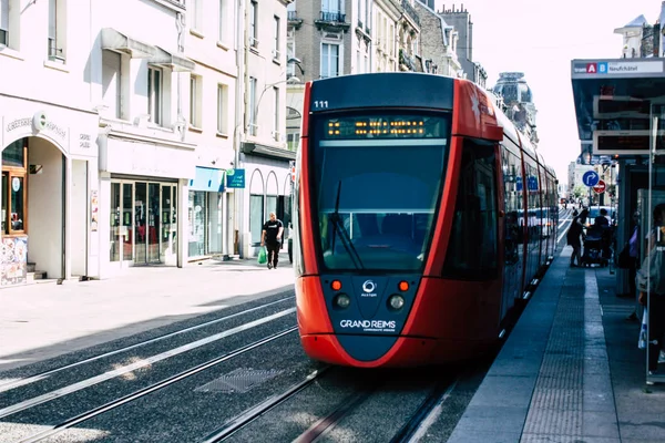 Reims Frankrike Juli 2018 Spårvagn Och Spårvagn Staden Reims Frankrike — Stockfoto