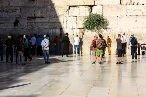 Jérusalem Israël Juin 2018 Vue Inconnus Gens Priant Devant Mur — Photo