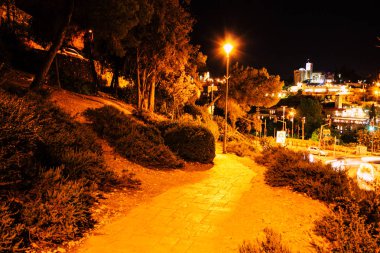 Kudüs İsrail Kudüs'ün 22 Haziran 2018 eski şehrin dış duvarına geceden panoramik görünüm