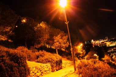 Kudüs İsrail Kudüs'ün 22 Haziran 2018 eski şehrin dış duvarına geceden panoramik görünüm