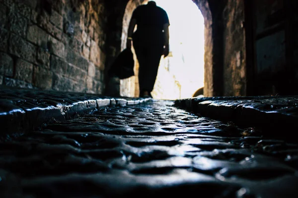 Kudüs İsrail 09 Haziran 2018 Eski Kudüs şehri, öğleden sonra zemin seviyesinden sokak görünümü