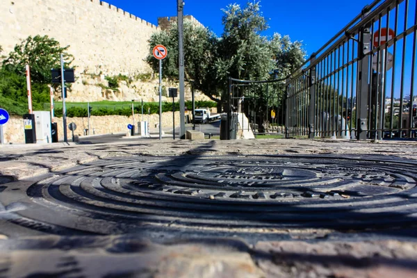 Kudüs İsrail 09 Haziran 2018 zemin seviyesine öğleden sonra Kudüs'ün sokak görünümü