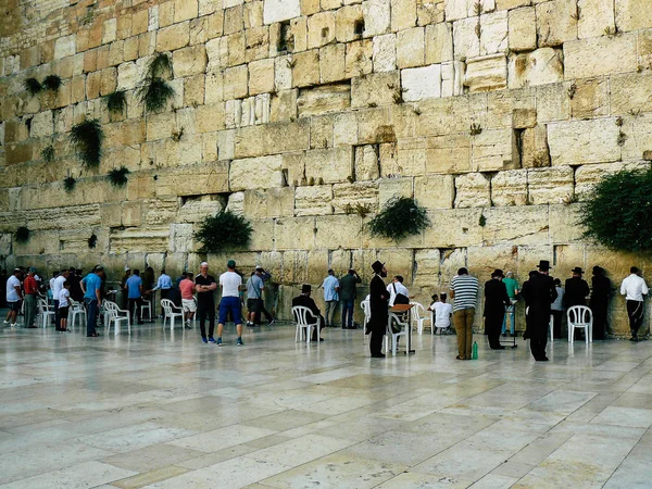 Jerusalén Israel Junio 2018 Vista Gente Desconocida Rezando Frente Muro — Foto de Stock