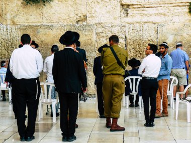 Kudüs İsrail 07 Haziran 2018 görüntülemek bilinmeyenli insanlar dua eden önü Western Wall Eski Kudüs şehri akşam