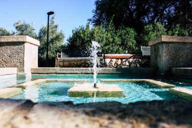 Teddy park bahçe ve Çeşme Kudüs İsrail görünümü