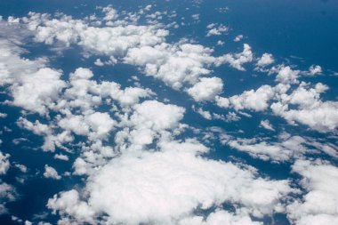 öğleden sonra 10.000 feet irtifada Akdeniz'in havadan görünümü