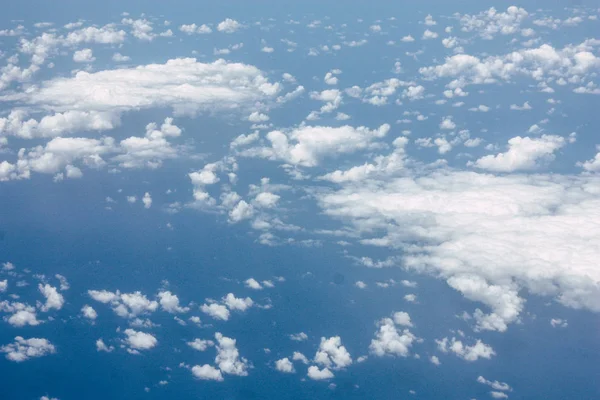 öğleden sonra 10.000 feet irtifada Akdeniz'in havadan görünümü