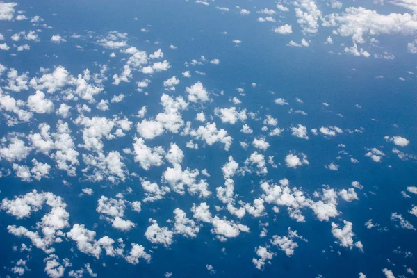 öğleden sonra 10.000 feet irtifada Akdeniz'in havadan görünümü