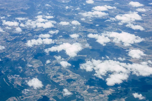 Fransa ve İtalya arasında Mont Blanc massif öğleden sonra 10.000 feet irtifada hava görünümünü