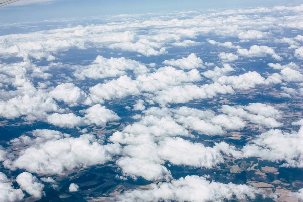 Fransa ve İtalya arasında Mont Blanc massif öğleden sonra 10.000 feet irtifada hava görünümünü
