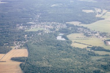 Öğleden sonra 10.000 feet irtifada Fransa Paris yakınlarındaki Fransa kırsal Fransa 29 Haziran 2018 havadan görünümü