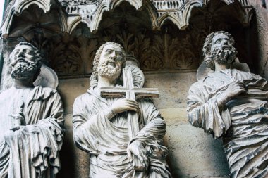 Reims Fransa 16 Temmuz 2018 öğleden sonra Notre Dame Katedrali'nin Reims cephe dış görünümünü