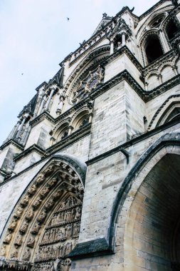 Reims Fransa 16 Temmuz 2018 öğleden sonra Notre Dame Katedrali'nin Reims cephe dış görünümünü